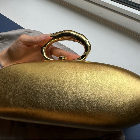 Alexis Bittar Molten Gold Bullet Minaudière - Picture 12 of 14